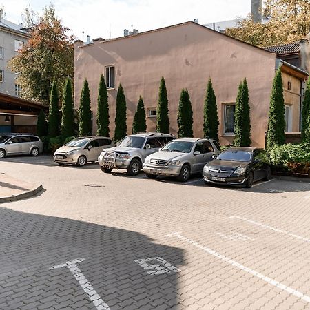 Nota Bene Hotel & Restaurant Lviv Bagian luar foto